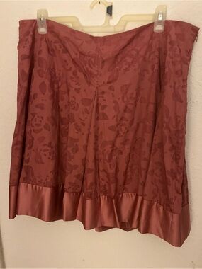 CLEARANCE!  short skirt. 22. Very soft. Merona Rose-Mauve Skirt.
